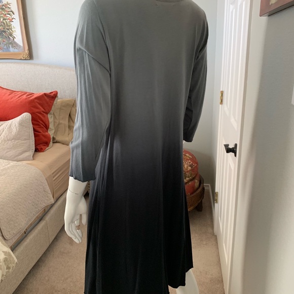 Lucky Brand Hombre’ Dye Tee Dress in Black & Grey - Picture 4 of 6